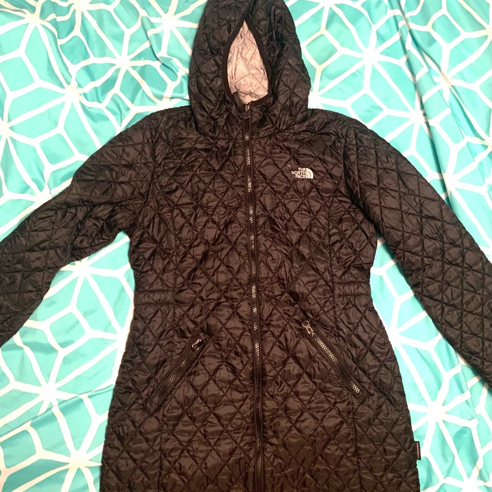 Girls black north face thermal all jacket (XL-18)